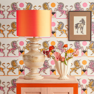 Verona table lamp in whitewash