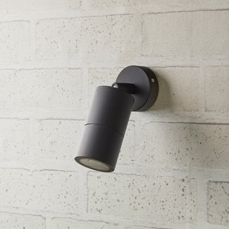 Portreath adjustable pillar light in storm