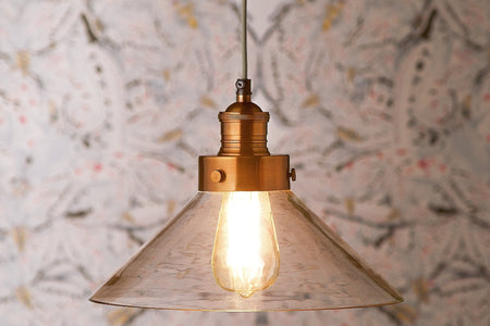 Light Bulb Lowdown: Choosing the Right Bulbs for Your Fixtures