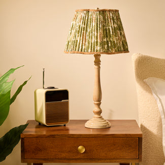 Chloe table lamp in cream
