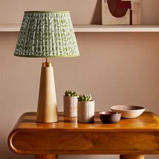 Larger Marmaron cordless table lamp in natural