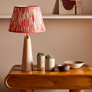 Larger Marmaron cordless table lamp in pink