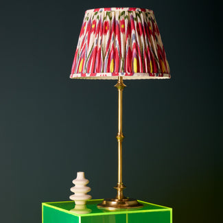 Trindle cordless table lamp in brass